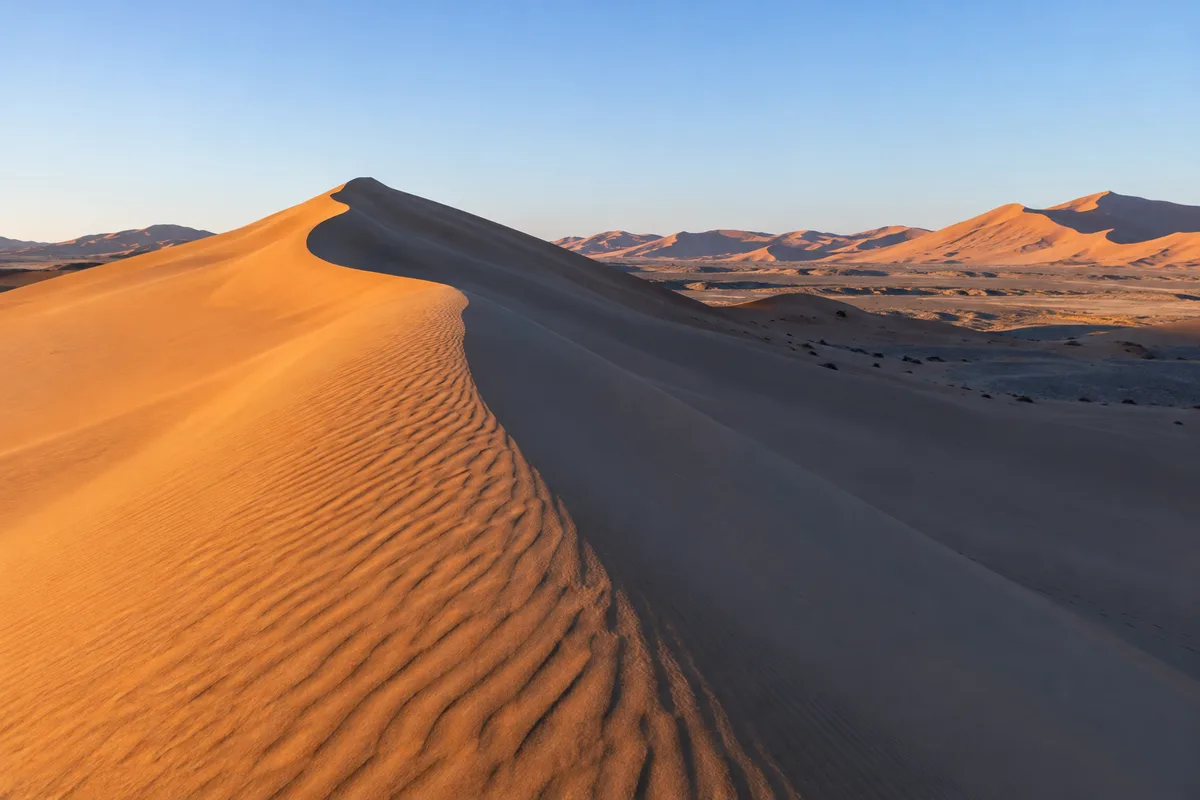 Photographier le désert : lumière, dunes et nuit étoilée